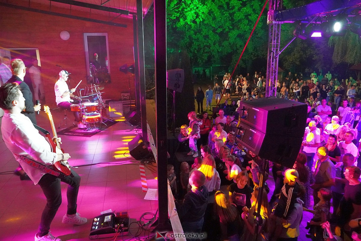 Zabawa dożynkowa w Troszynie. Wśród gwiazd News i Mejk [3.09.2023] - zdjęcie #99 - eOstroleka.pl