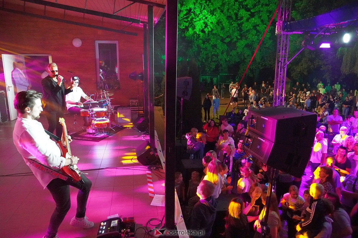 Zabawa dożynkowa w Troszynie. Wśród gwiazd News i Mejk [3.09.2023] - zdjęcie #98 - eOstroleka.pl