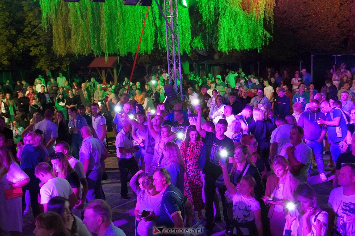 Zabawa dożynkowa w Troszynie. Wśród gwiazd News i Mejk [3.09.2023] - zdjęcie #93 - eOstroleka.pl