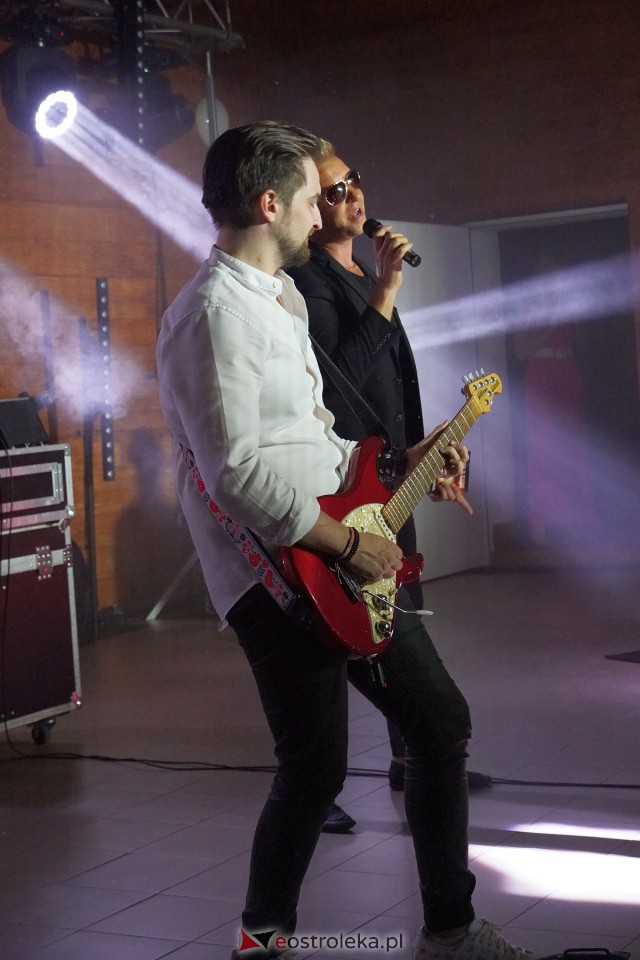 Zabawa dożynkowa w Troszynie. Wśród gwiazd News i Mejk [3.09.2023] - zdjęcie #86 - eOstroleka.pl