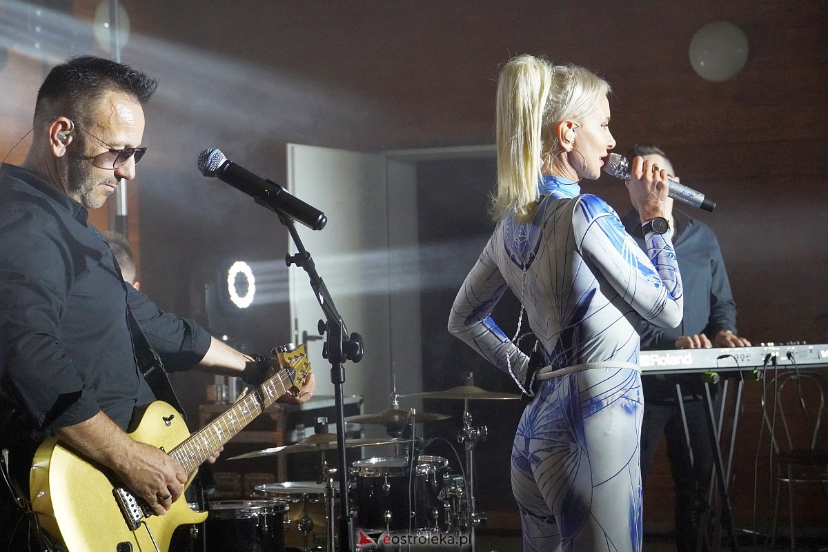 Zabawa dożynkowa w Troszynie. Wśród gwiazd News i Mejk [3.09.2023] - zdjęcie #58 - eOstroleka.pl