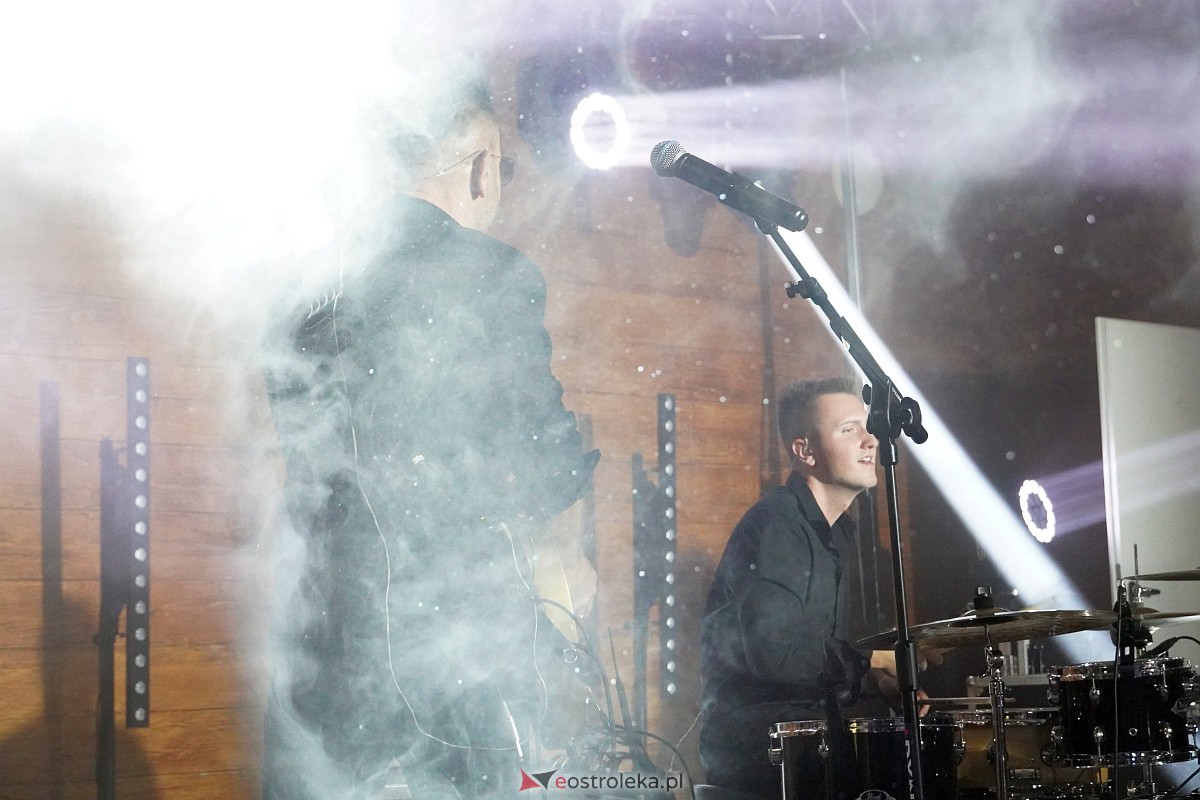 Zabawa dożynkowa w Troszynie. Wśród gwiazd News i Mejk [3.09.2023] - zdjęcie #47 - eOstroleka.pl