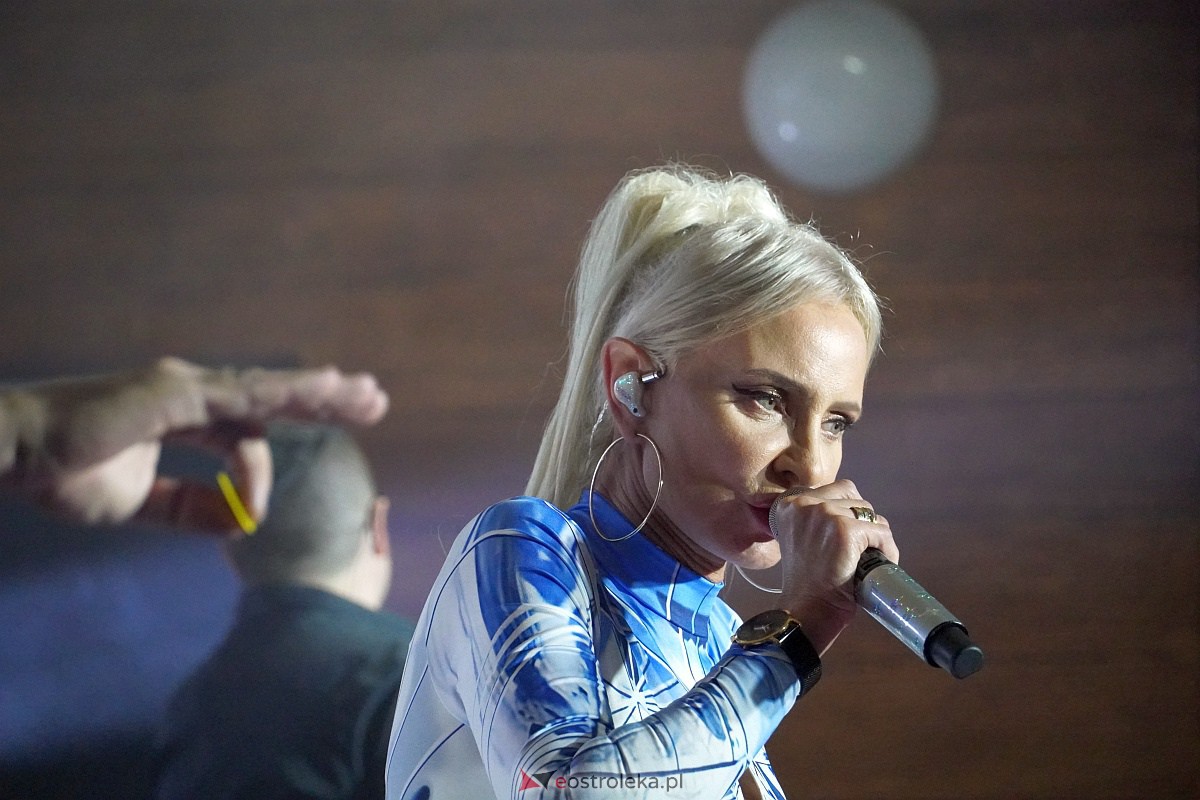 Zabawa dożynkowa w Troszynie. Wśród gwiazd News i Mejk [3.09.2023] - zdjęcie #40 - eOstroleka.pl