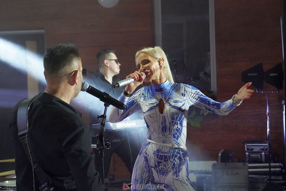 Zabawa dożynkowa w Troszynie. Wśród gwiazd News i Mejk [3.09.2023] - zdjęcie #37 - eOstroleka.pl