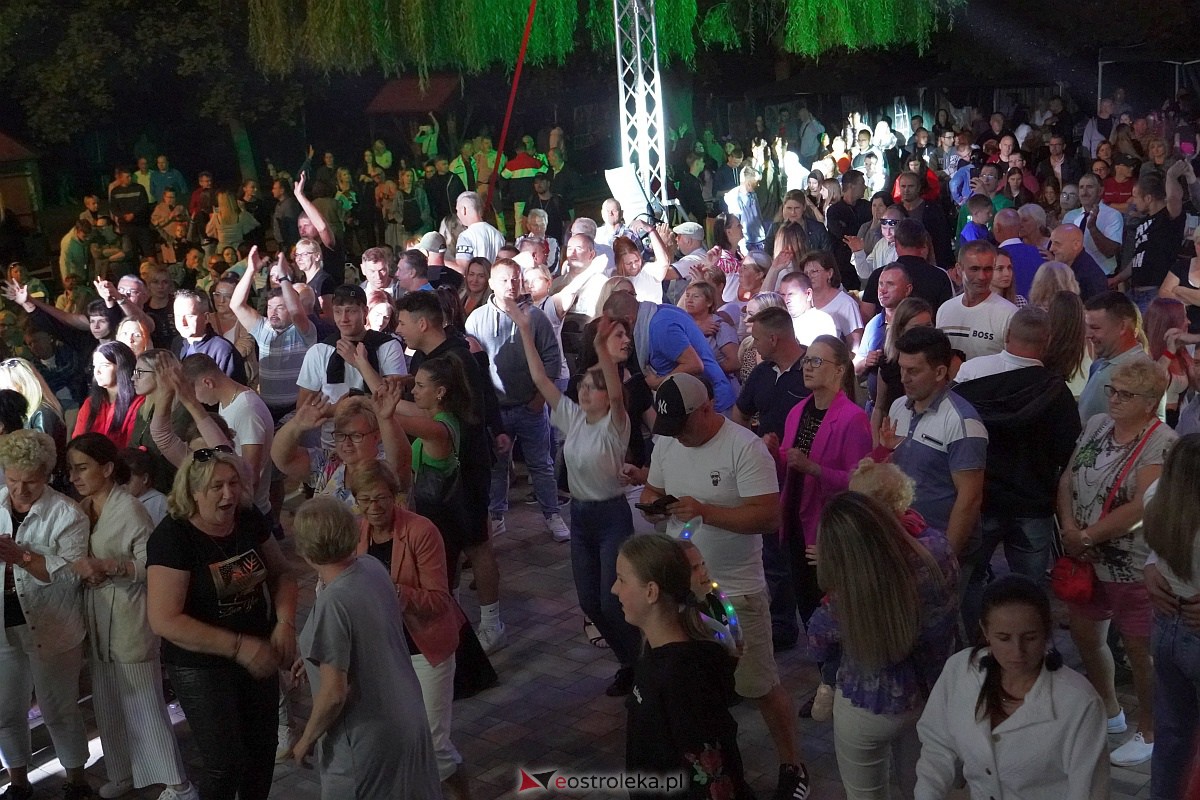 Zabawa dożynkowa w Troszynie. Wśród gwiazd News i Mejk [3.09.2023] - zdjęcie #31 - eOstroleka.pl