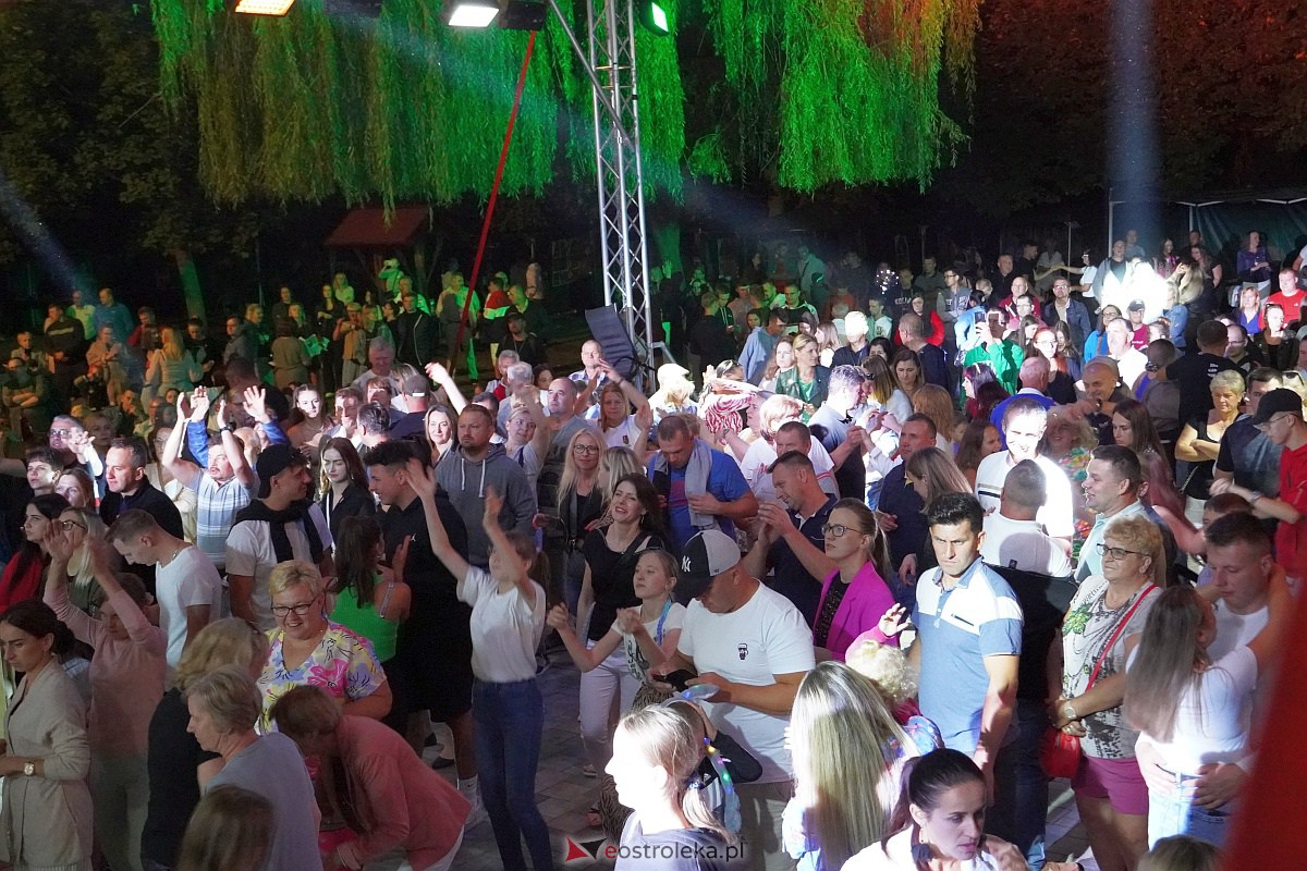 Zabawa dożynkowa w Troszynie. Wśród gwiazd News i Mejk [3.09.2023] - zdjęcie #30 - eOstroleka.pl