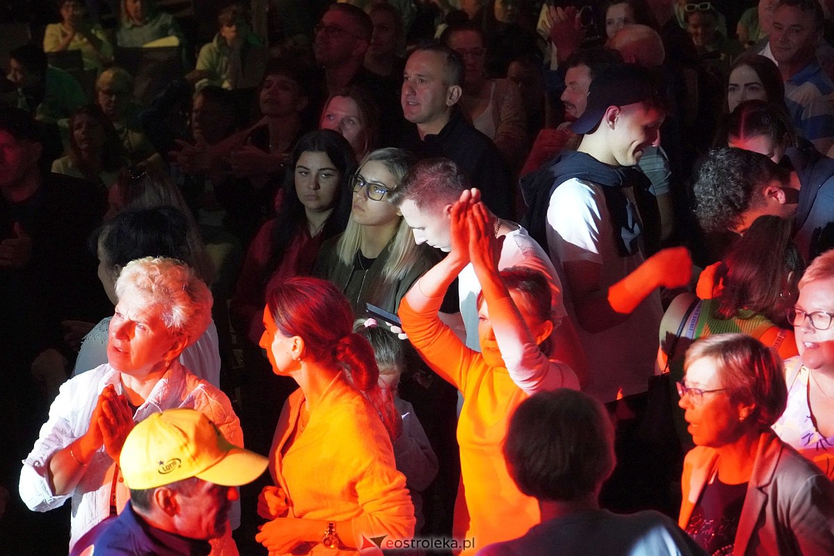 Zabawa dożynkowa w Troszynie. Wśród gwiazd News i Mejk [3.09.2023] - zdjęcie #25 - eOstroleka.pl