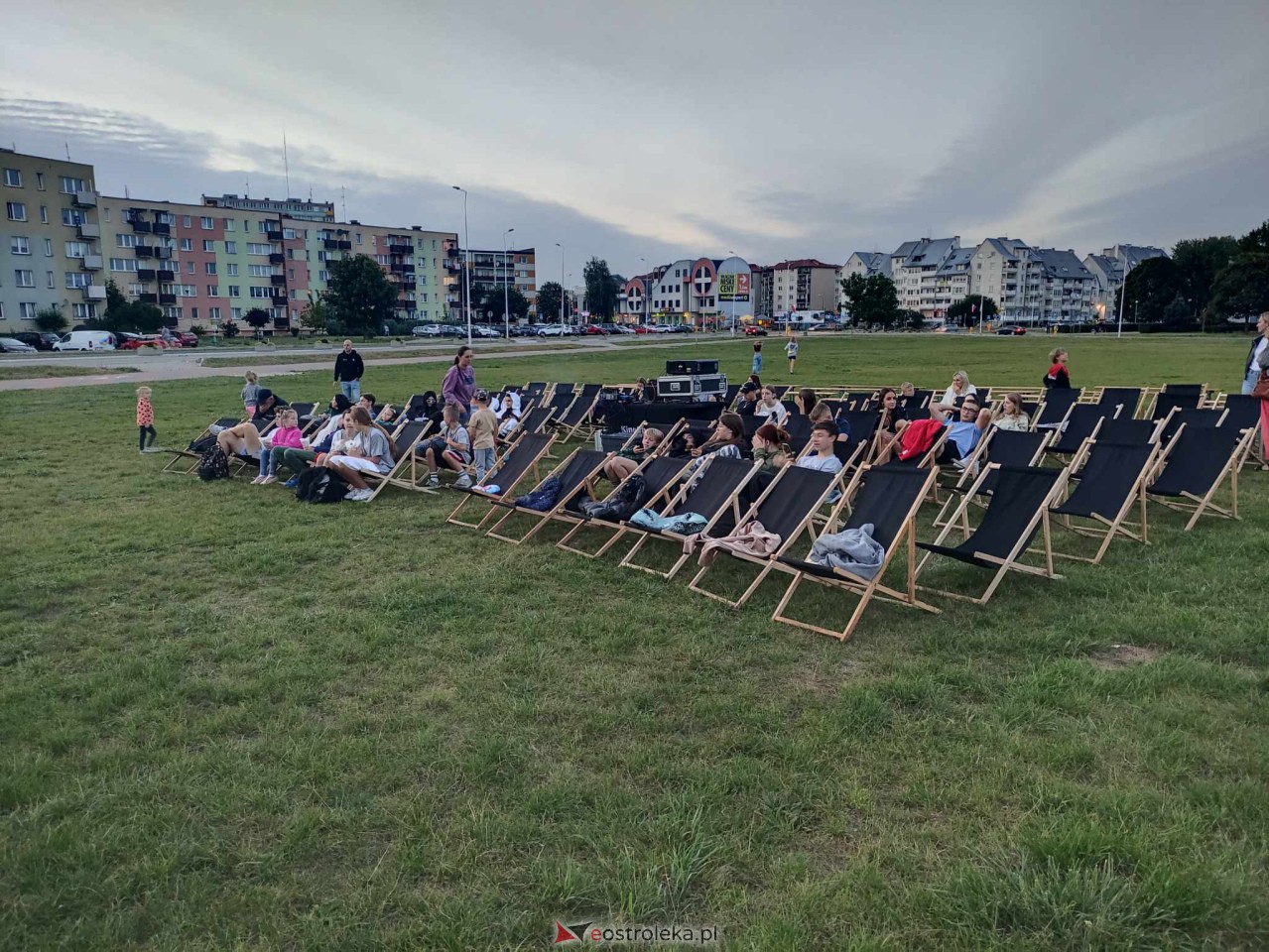 Filmowe Pożegnanie Lata. SHREK FOREVER na placu przy Galerii Bursztynowej [3.09.2023] - zdjęcie #25 - eOstroleka.pl