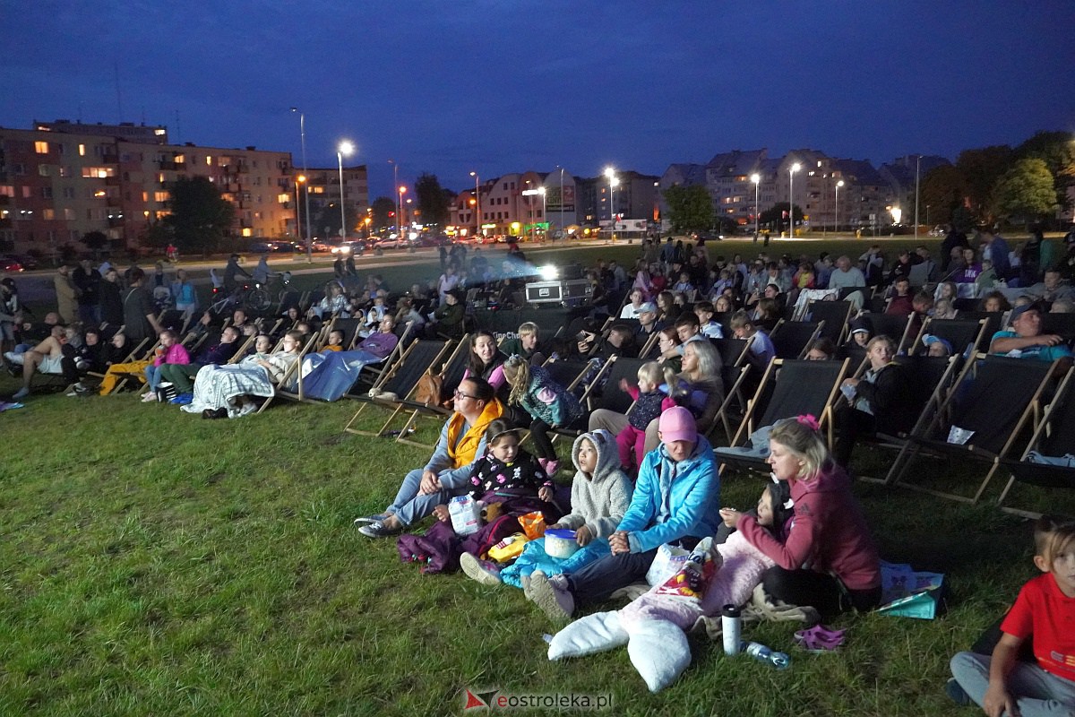 Filmowe Pożegnanie Lata. SHREK FOREVER na placu przy Galerii Bursztynowej [3.09.2023] - zdjęcie #6 - eOstroleka.pl