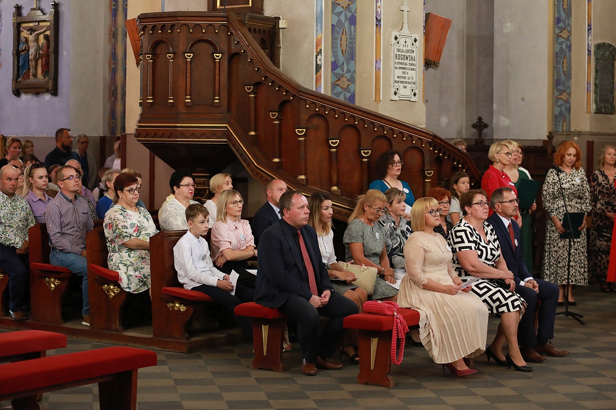 Jubileusz 50-lecia Szkoły Podstawowej w Goworowie [03.09.2023] - zdjęcie #208 - eOstroleka.pl