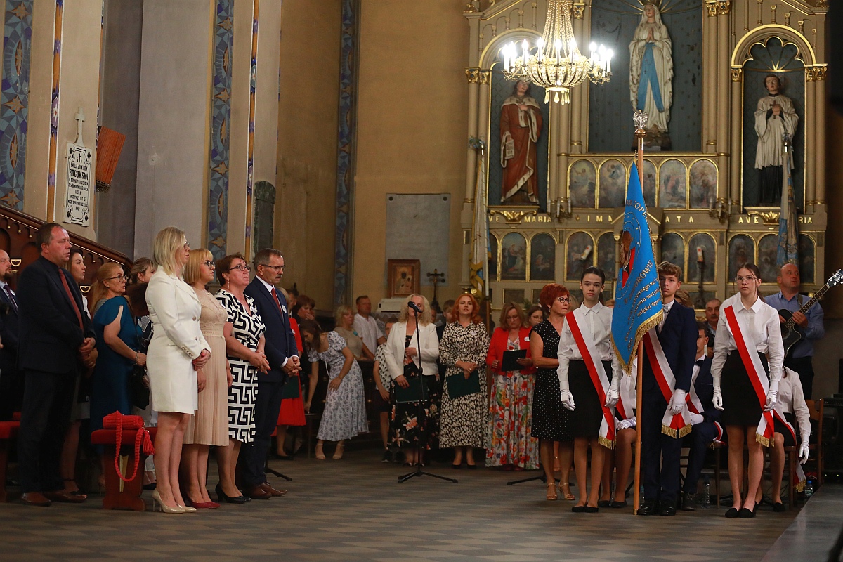 Jubileusz 50-lecia Szkoły Podstawowej w Goworowie [03.09.2023] - zdjęcie #181 - eOstroleka.pl
