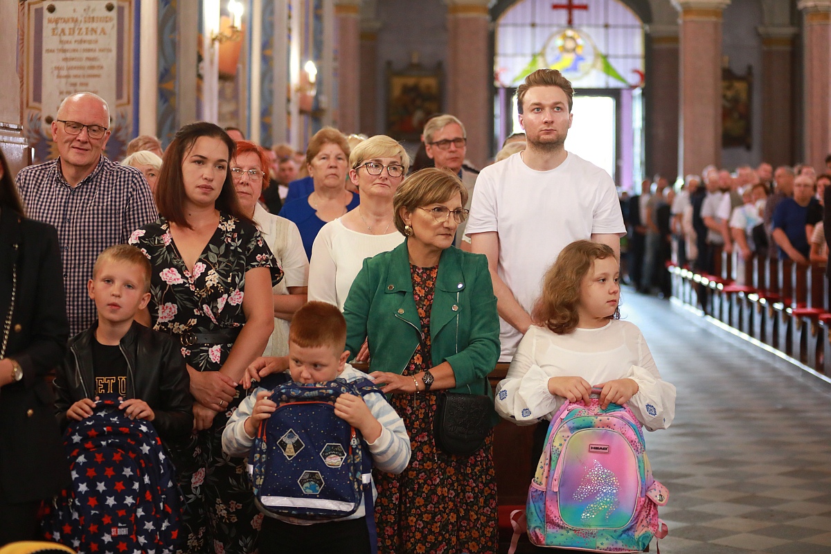 Jubileusz 50-lecia Szkoły Podstawowej w Goworowie [03.09.2023] - zdjęcie #152 - eOstroleka.pl