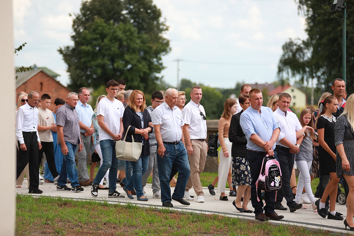Jubileusz 50-lecia Szkoły Podstawowej w Goworowie [03.09.2023] - zdjęcie #127 - eOstroleka.pl