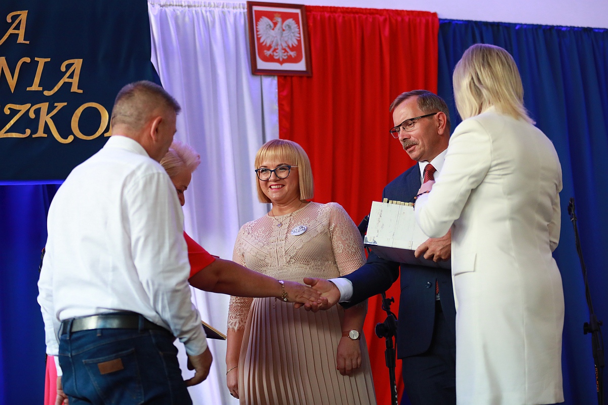 Jubileusz 50-lecia Szkoły Podstawowej w Goworowie [03.09.2023] - zdjęcie #75 - eOstroleka.pl
