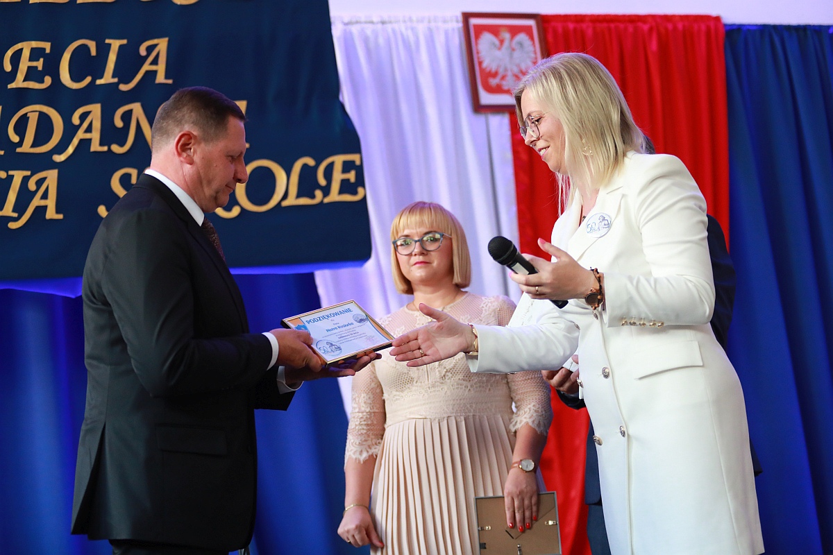 Jubileusz 50-lecia Szkoły Podstawowej w Goworowie [03.09.2023] - zdjęcie #145 - eOstroleka.pl