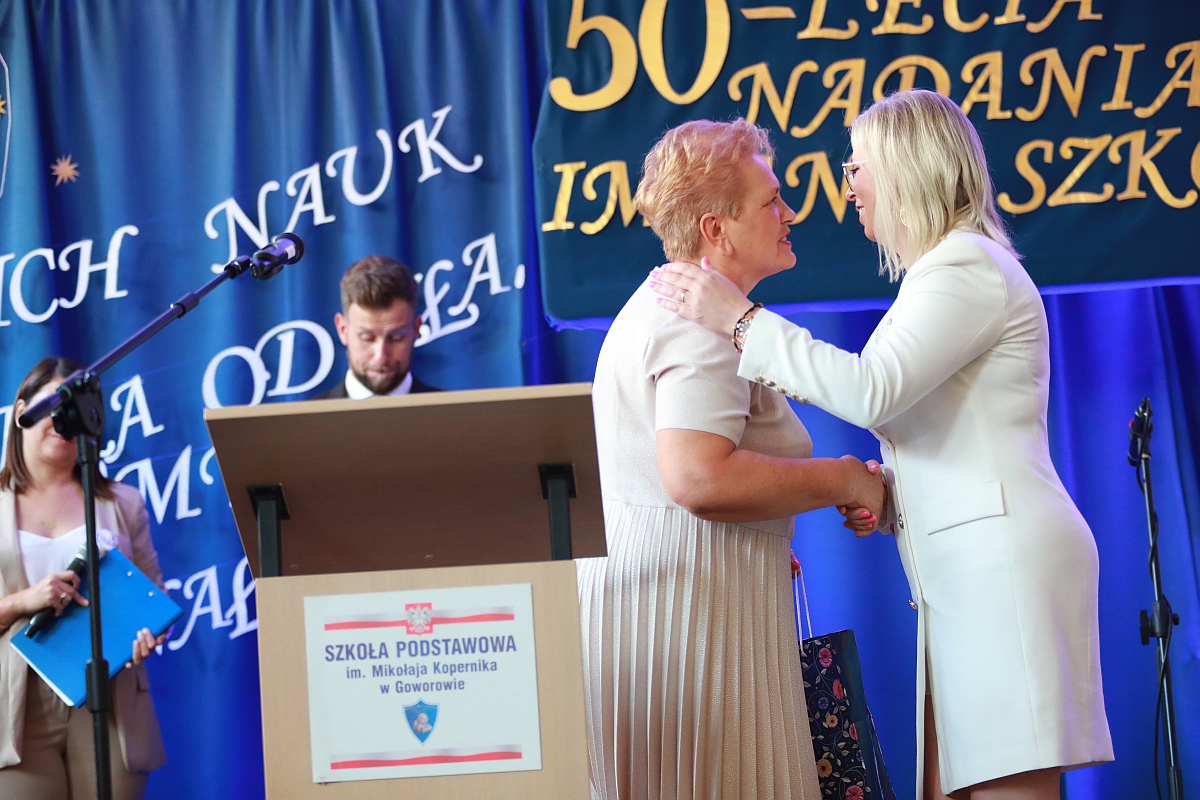 Jubileusz 50-lecia Szkoły Podstawowej w Goworowie [03.09.2023] - zdjęcie #85 - eOstroleka.pl