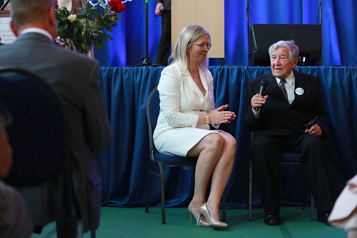 Jubileusz 50-lecia Szkoły Podstawowej w Goworowie [03.09.2023] - zdjęcie #60 - eOstroleka.pl