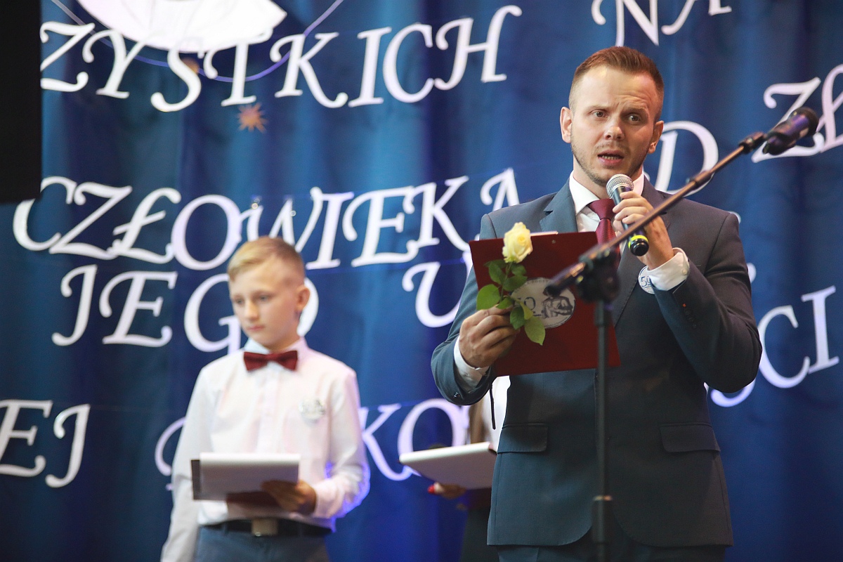 Jubileusz 50-lecia Szkoły Podstawowej w Goworowie [03.09.2023] - zdjęcie #59 - eOstroleka.pl