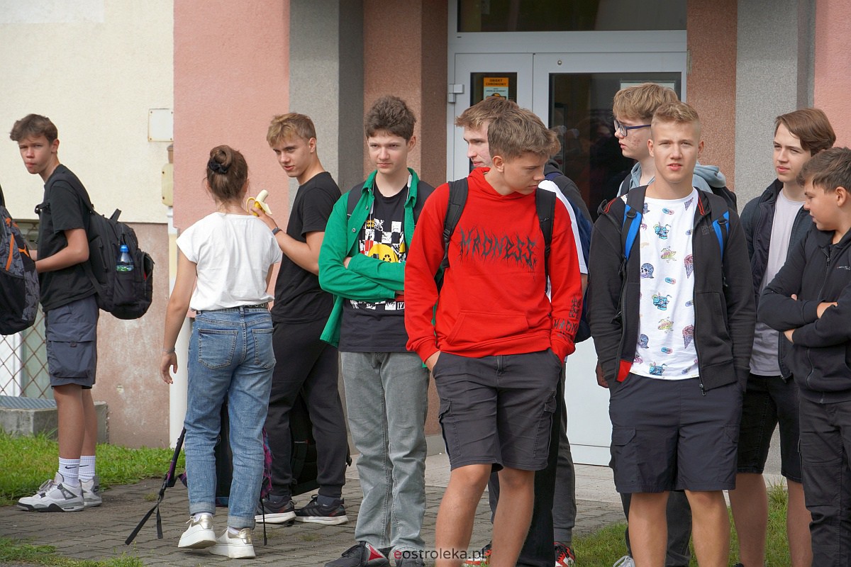INQBATOR 2023. Duża przerwa w II Liceum Ogólnokształcącym [5.09.2023] - zdjęcie #56 - eOstroleka.pl