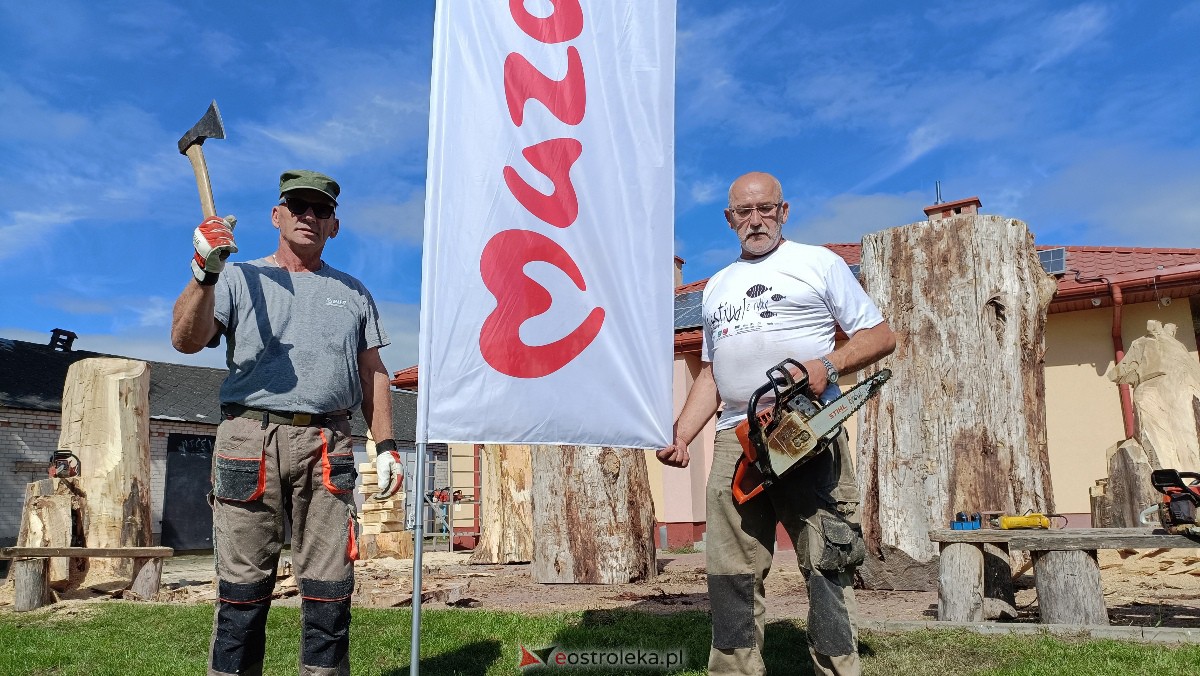 Plener rzeźbiarski w Nowej Wsi Wschodniej [05.09.2023] - zdjęcie #10 - eOstroleka.pl