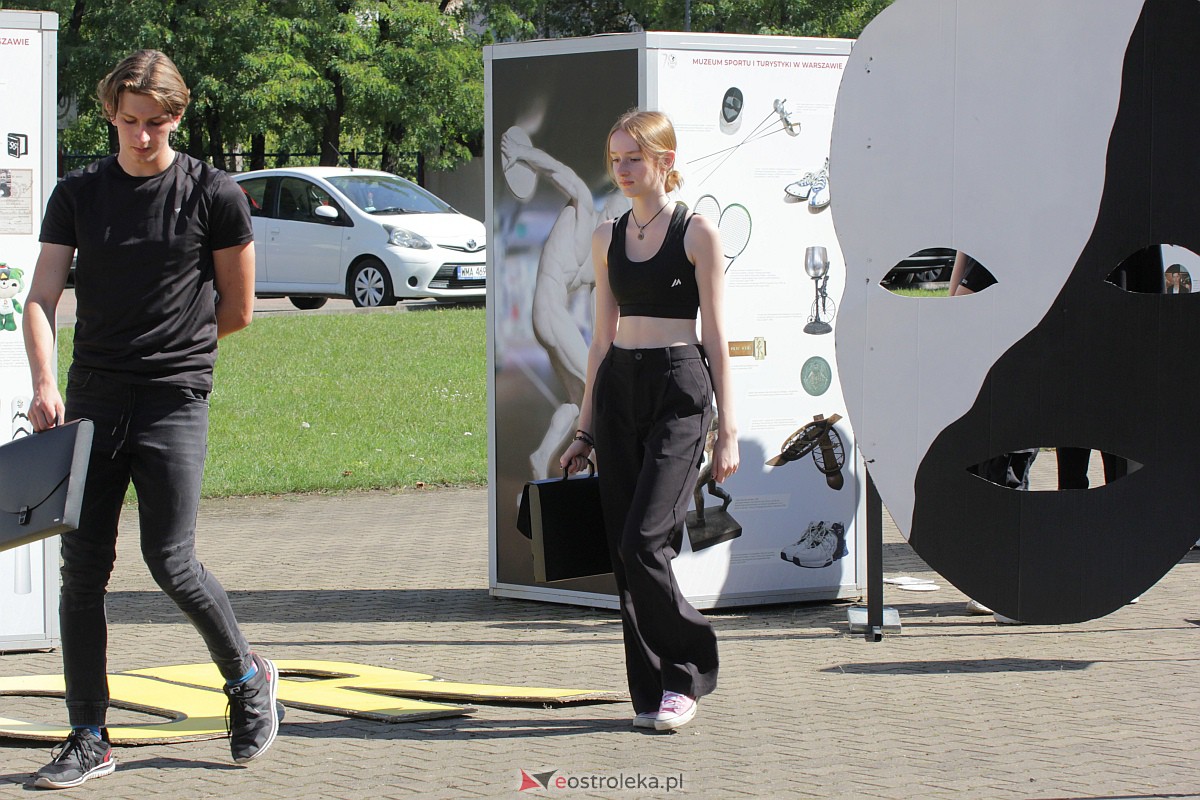 InQbator 2023. Akcja Duża Przerwa w I LO [05.09.2023] - zdjęcie #21 - eOstroleka.pl