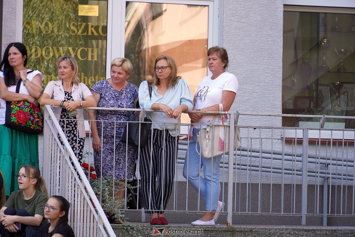 InQbator 2023. Akcja Duża Przerwa w ZSZ 1 i ZSZ 4 [6.09.2023] - zdjęcie #21 - eOstroleka.pl