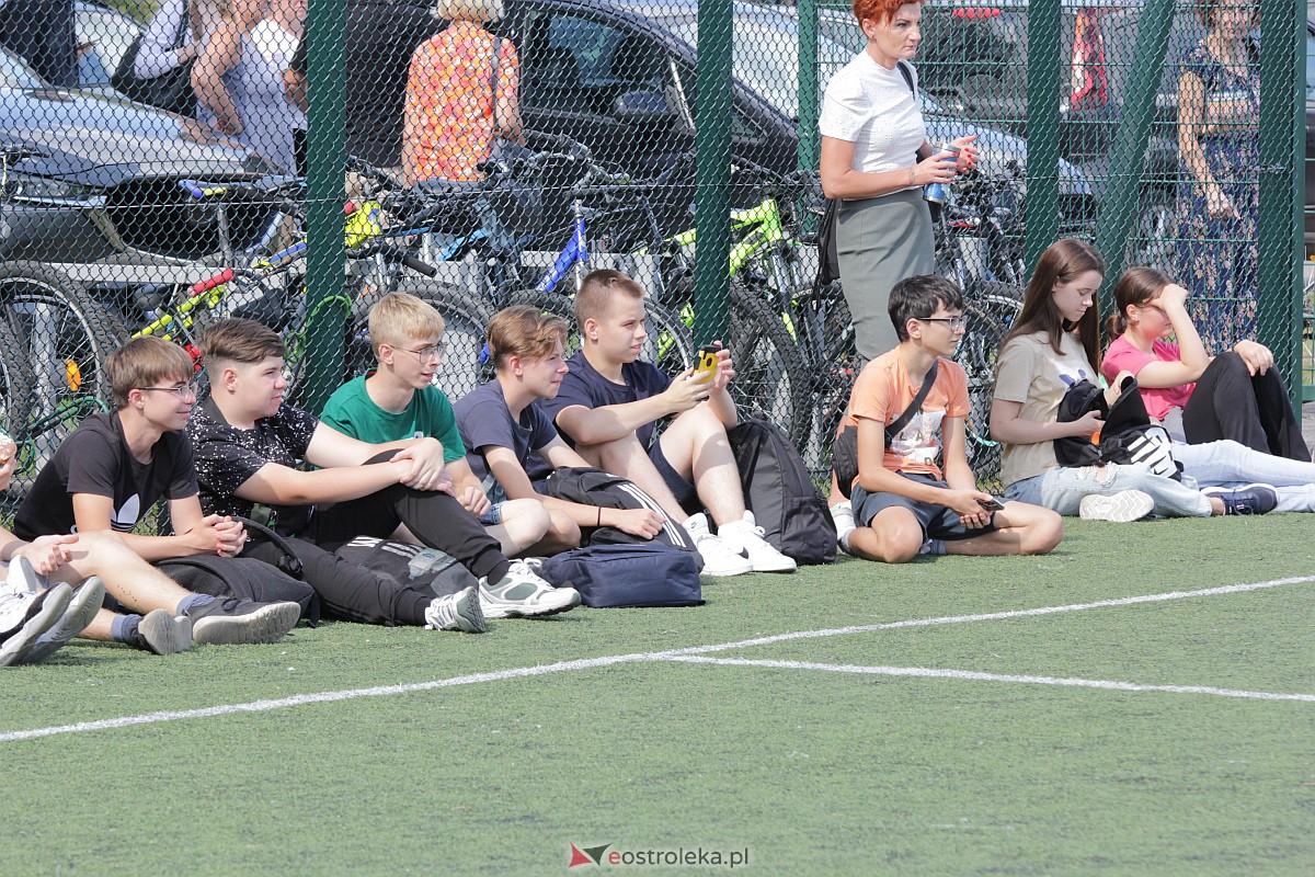 OSA z akcją “Duża przerwa” w ZSZ nr 3 [07.09.2023] - zdjęcie #72 - eOstroleka.pl