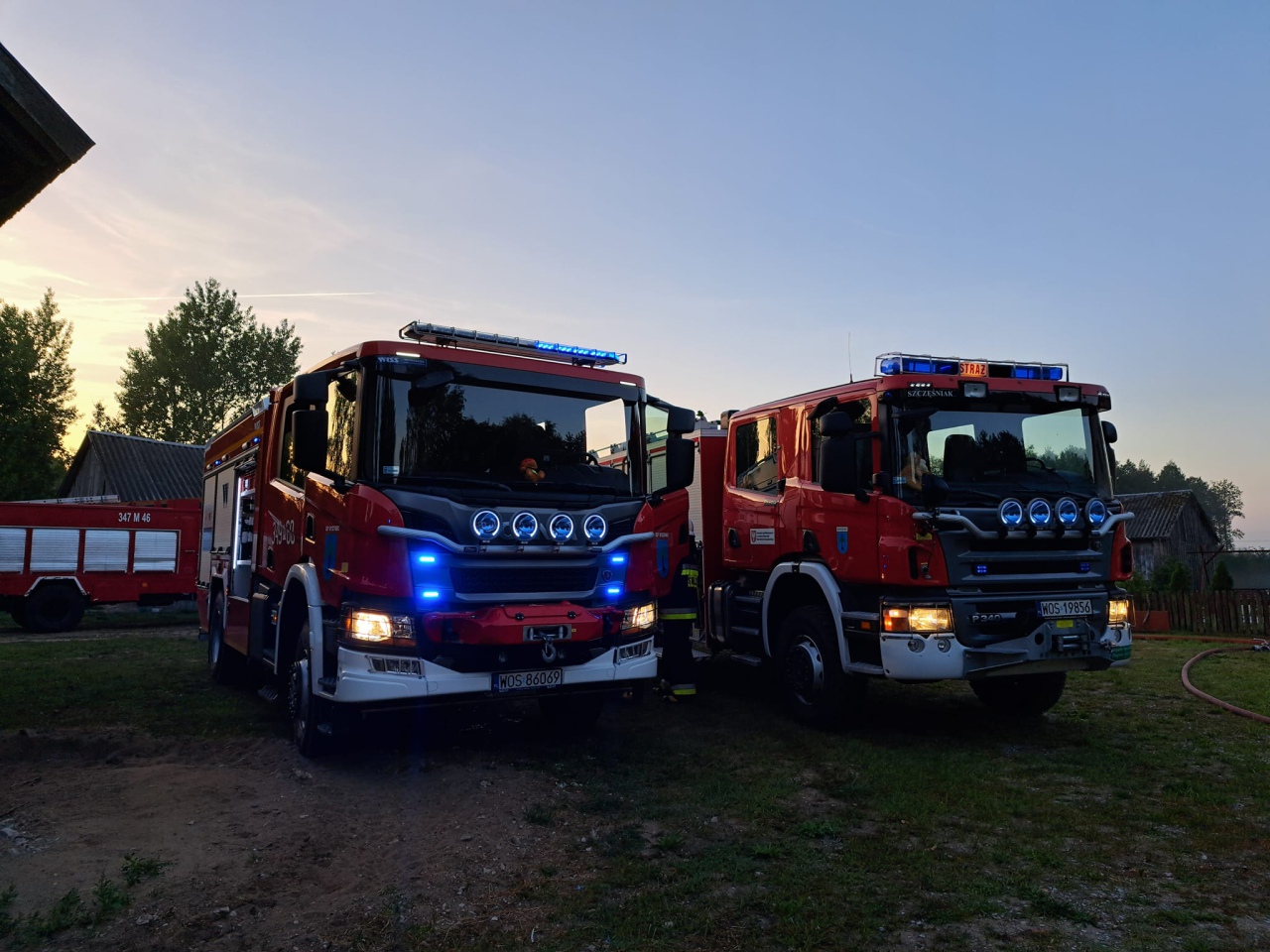 Pożar domu w Cyku. Straty oszacowano na około 100 tysięcy [08.09.2023] - zdjęcie #5 - eOstroleka.pl