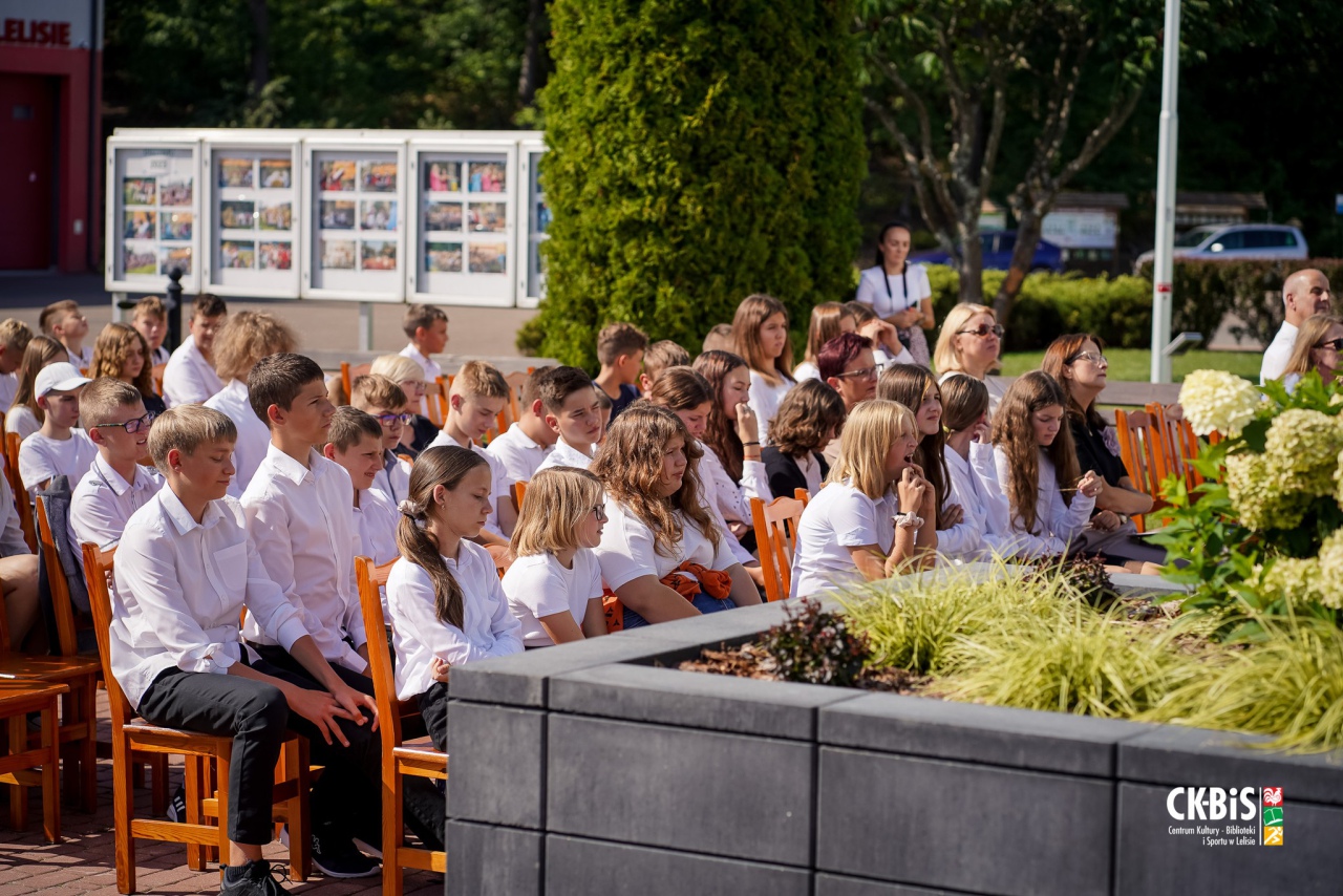 Narodowe Czytanie w Lelisie [8.09.2023] - zdjęcie #8 - eOstroleka.pl