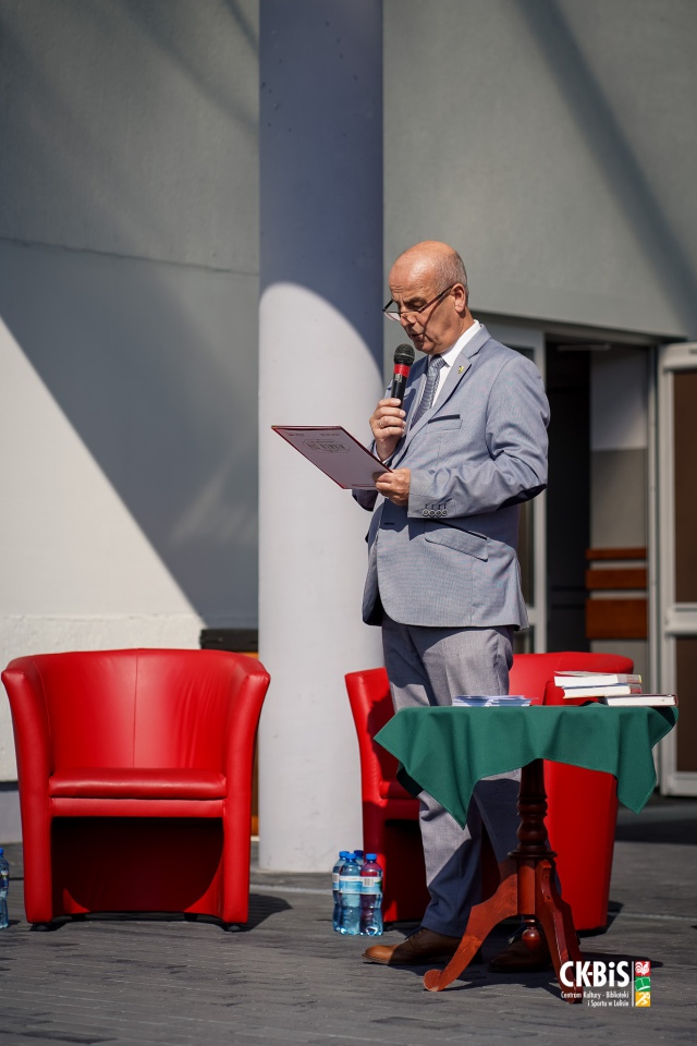 Narodowe Czytanie w Lelisie [8.09.2023] - zdjęcie #3 - eOstroleka.pl