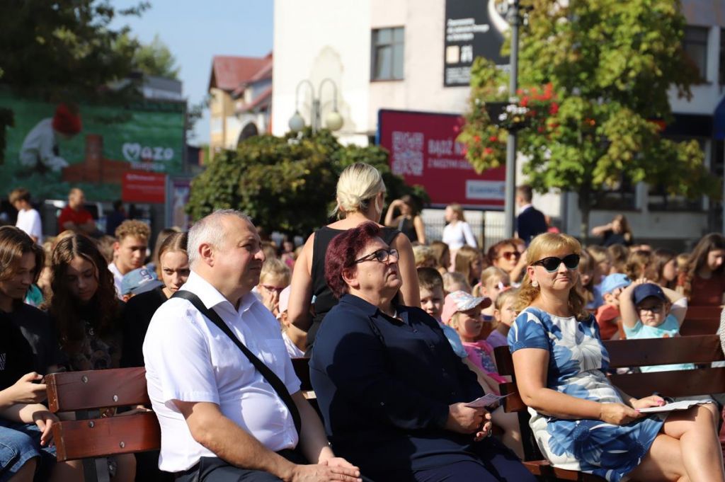 Narodowe Czytanie Nad Niemnem w Ostrołęce [08.09.2023] - zdjęcie #52 - eOstroleka.pl