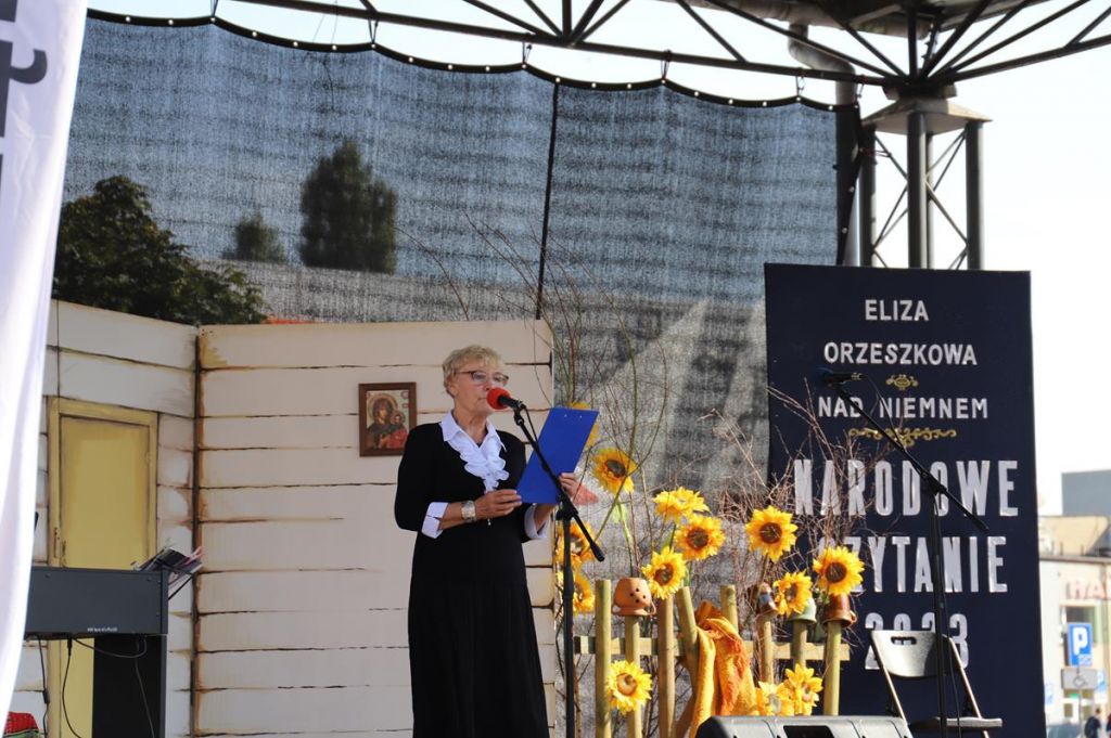 Narodowe Czytanie Nad Niemnem w Ostrołęce [08.09.2023] - zdjęcie #29 - eOstroleka.pl
