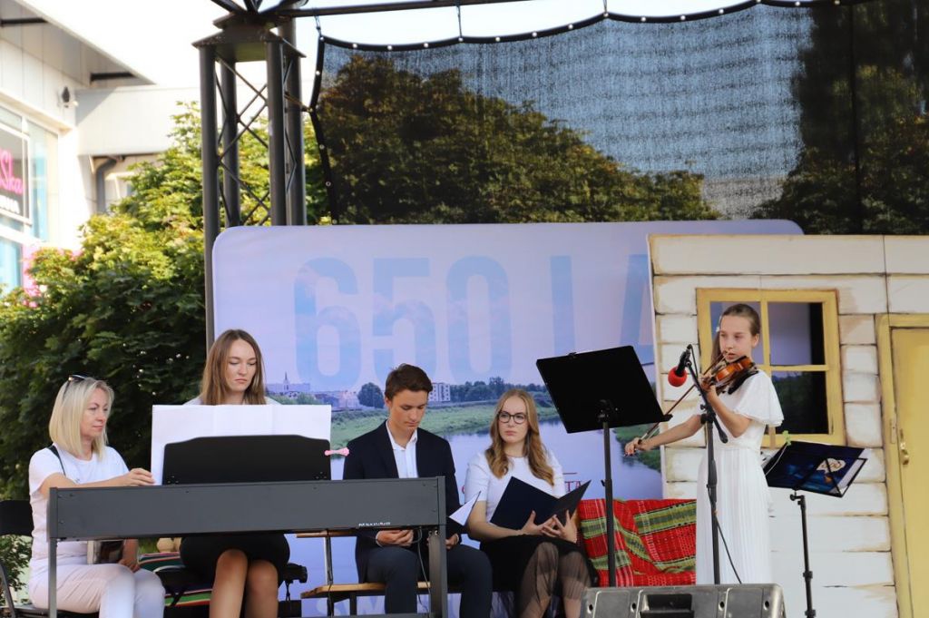 Narodowe Czytanie Nad Niemnem w Ostrołęce [08.09.2023] - zdjęcie #26 - eOstroleka.pl