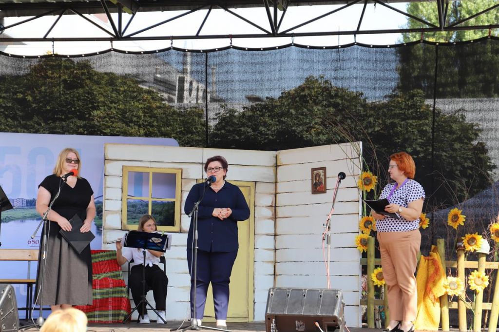 Narodowe Czytanie Nad Niemnem w Ostrołęce [08.09.2023] - zdjęcie #15 - eOstroleka.pl