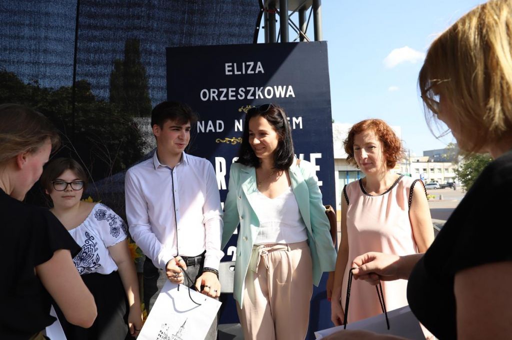Narodowe Czytanie Nad Niemnem w Ostrołęce [08.09.2023] - zdjęcie #6 - eOstroleka.pl