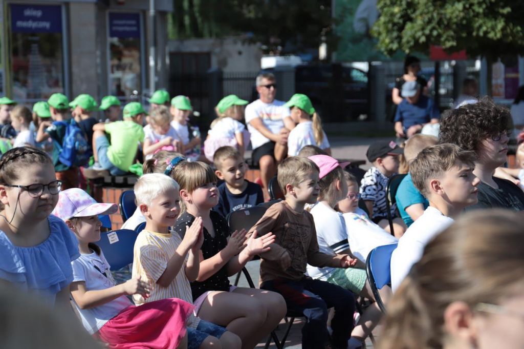 Narodowe Czytanie Nad Niemnem w Ostrołęce [08.09.2023] - zdjęcie #2 - eOstroleka.pl