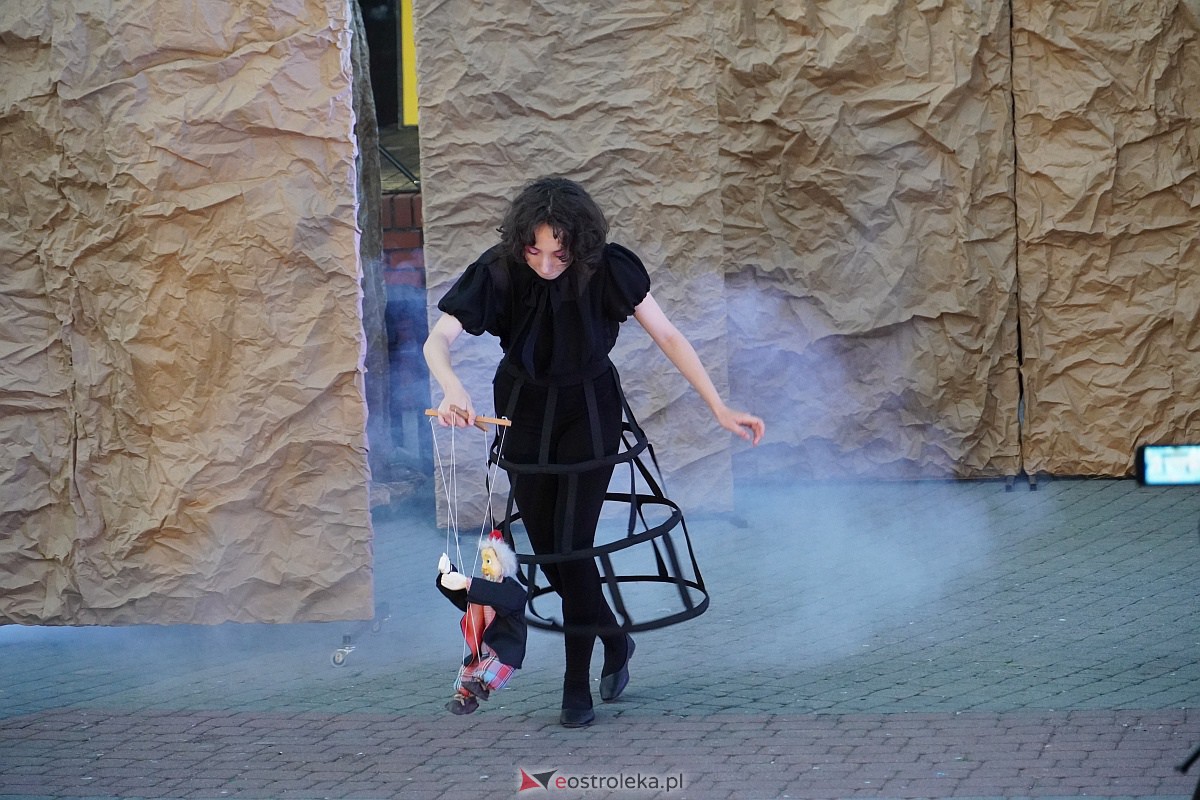 InQbator Teatralny 2023. Na scenie “Pinokio” i OSA [8.09.2023] - zdjęcie #49 - eOstroleka.pl