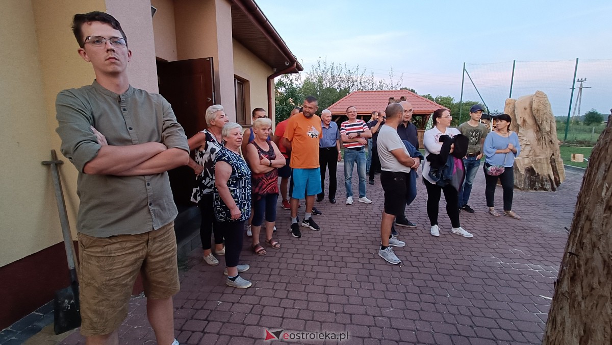 Plener rzeźbiarski w Nowej Wsi Wschodniej - podsumowanie [08.09.2023] - zdjęcie #29 - eOstroleka.pl