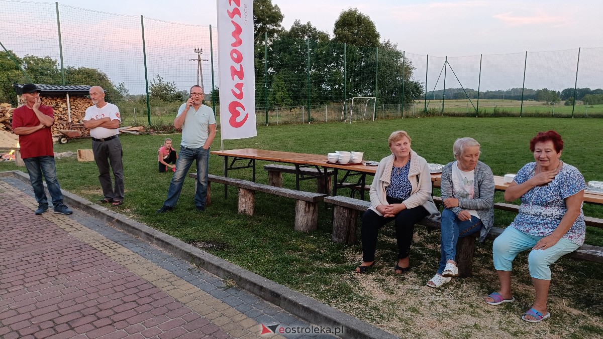 Plener rzeźbiarski w Nowej Wsi Wschodniej - podsumowanie [08.09.2023] - zdjęcie #23 - eOstroleka.pl