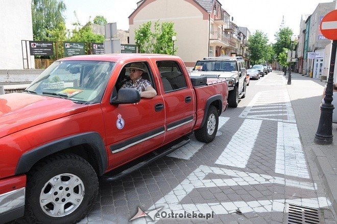 4 Zlot Samochodów Amerykańskich - parada (22.05.2011) - zdjęcie #46 - eOstroleka.pl