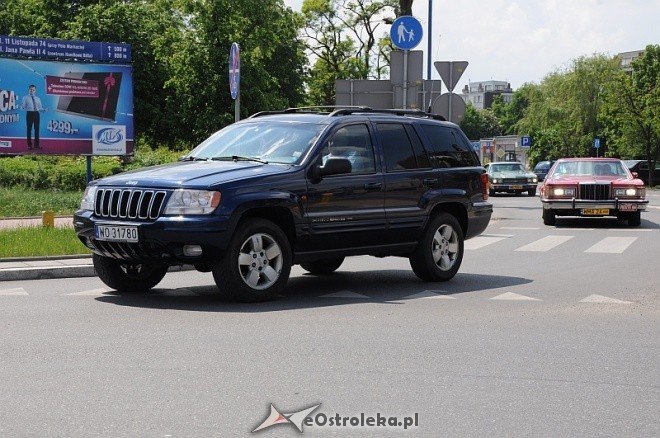 4 Zlot Samochodów Amerykańskich - parada (22.05.2011) - zdjęcie #21 - eOstroleka.pl