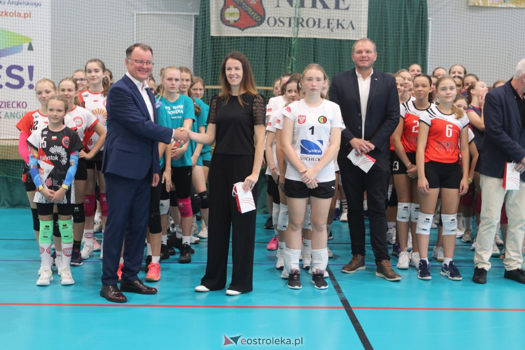 Turniej piłki siatkowej młodziczek [09.09.2023] - zdjęcie #59 - eOstroleka.pl