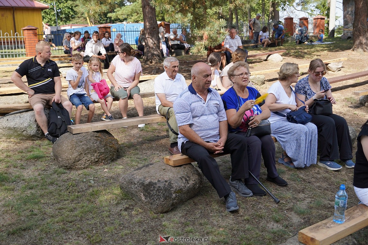 Pielgrzymka do Dąbrówki 2023 [10.09.2023] - zdjęcie #196 - eOstroleka.pl