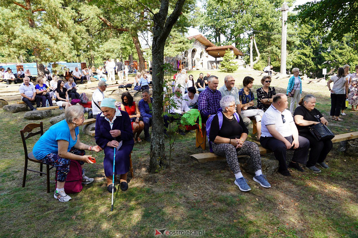 Pielgrzymka do Dąbrówki 2023 [10.09.2023] - zdjęcie #190 - eOstroleka.pl