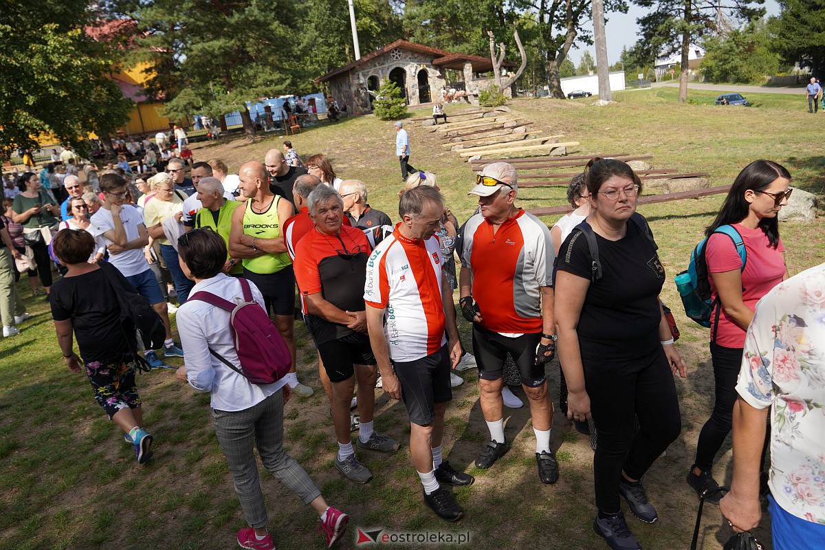 Pielgrzymka do Dąbrówki 2023 [10.09.2023] - zdjęcie #187 - eOstroleka.pl