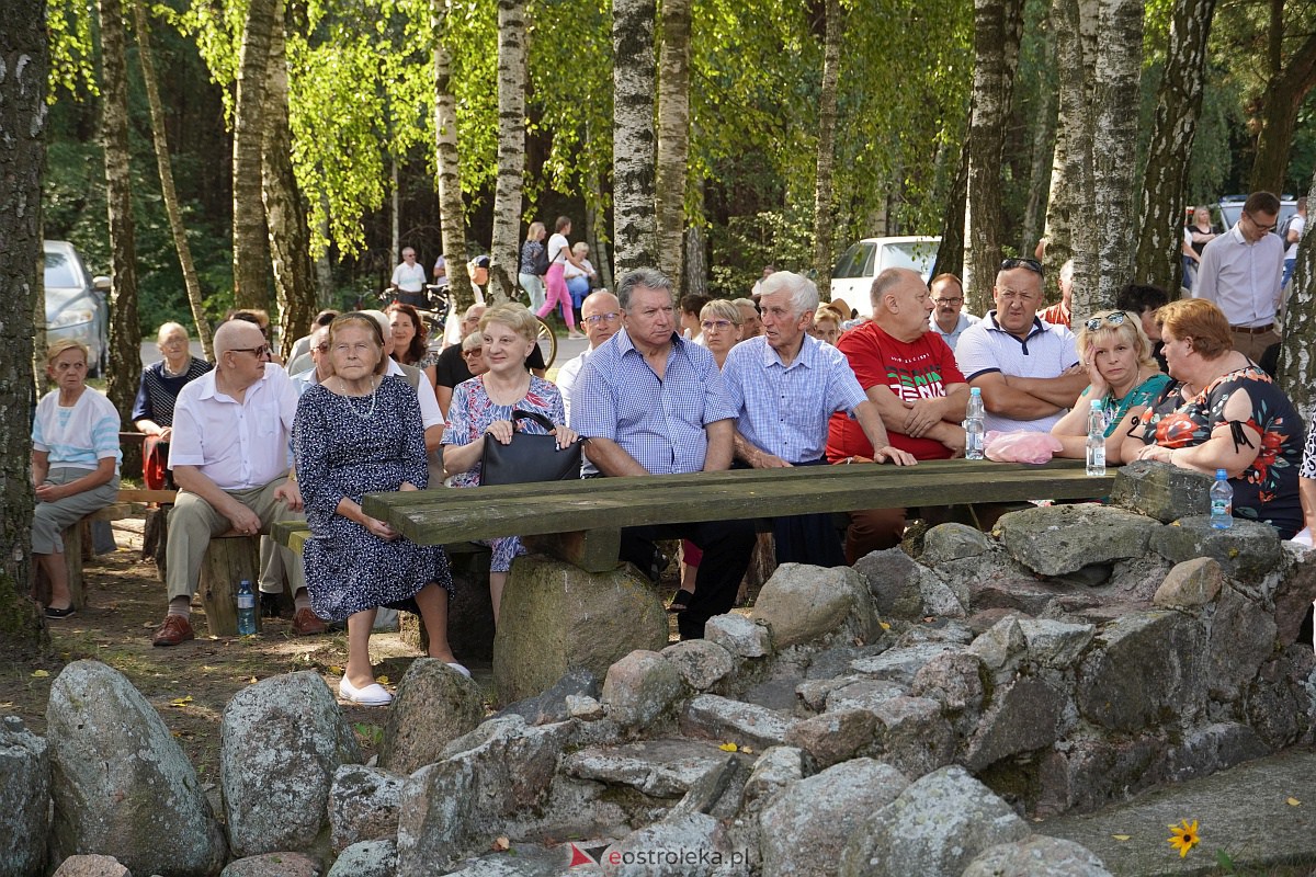 Pielgrzymka do Dąbrówki 2023 [10.09.2023] - zdjęcie #178 - eOstroleka.pl
