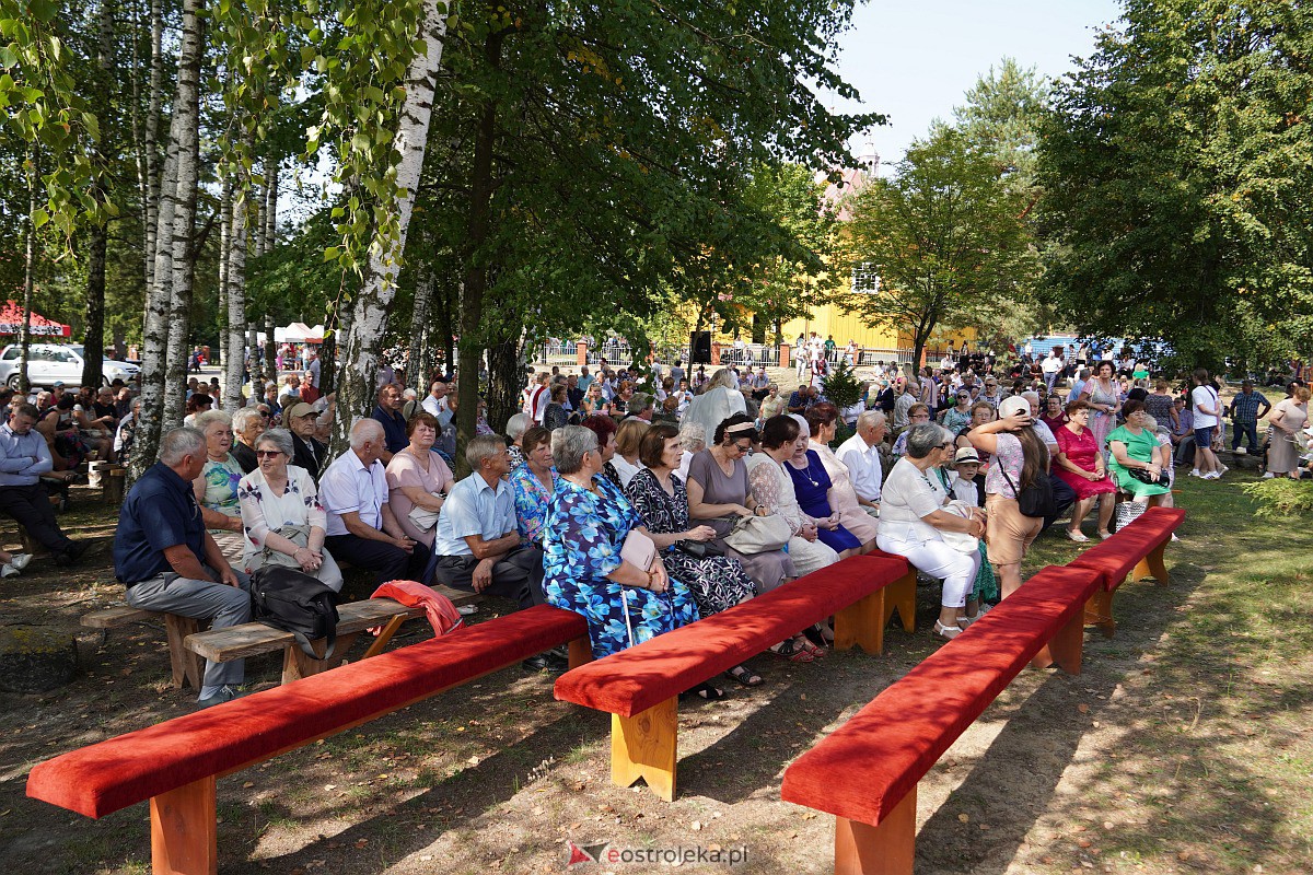 Pielgrzymka do Dąbrówki 2023 [10.09.2023] - zdjęcie #172 - eOstroleka.pl