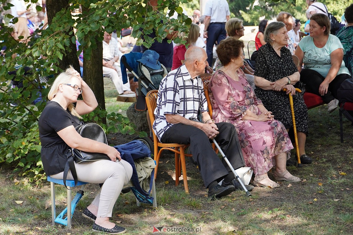 Pielgrzymka do Dąbrówki 2023 [10.09.2023] - zdjęcie #166 - eOstroleka.pl