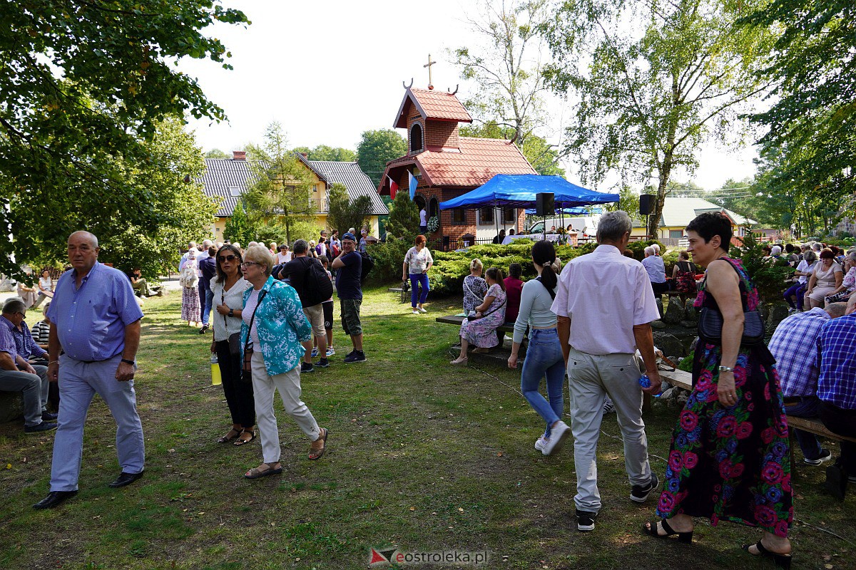Pielgrzymka do Dąbrówki 2023 [10.09.2023] - zdjęcie #164 - eOstroleka.pl
