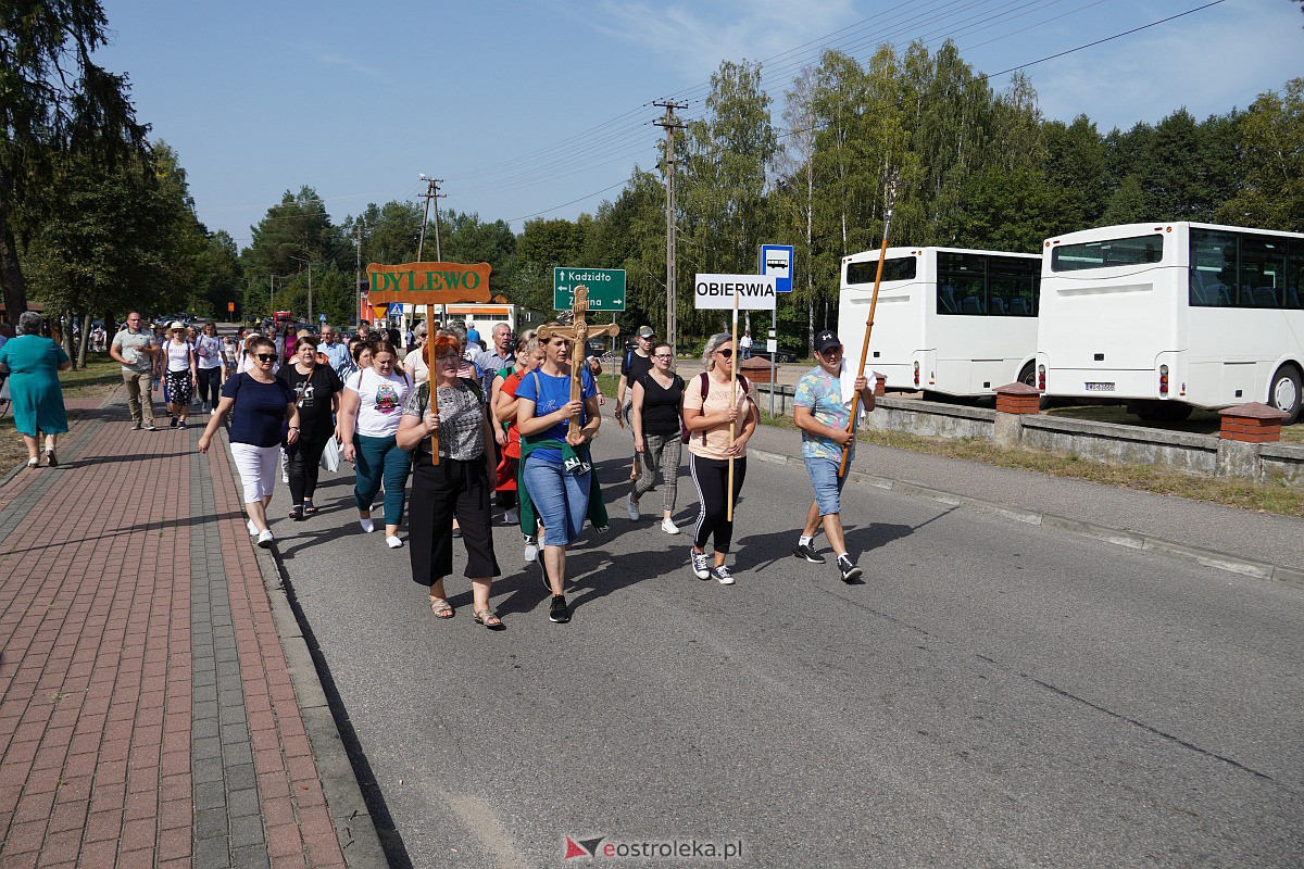 Pielgrzymka do Dąbrówki 2023 [10.09.2023] - zdjęcie #145 - eOstroleka.pl